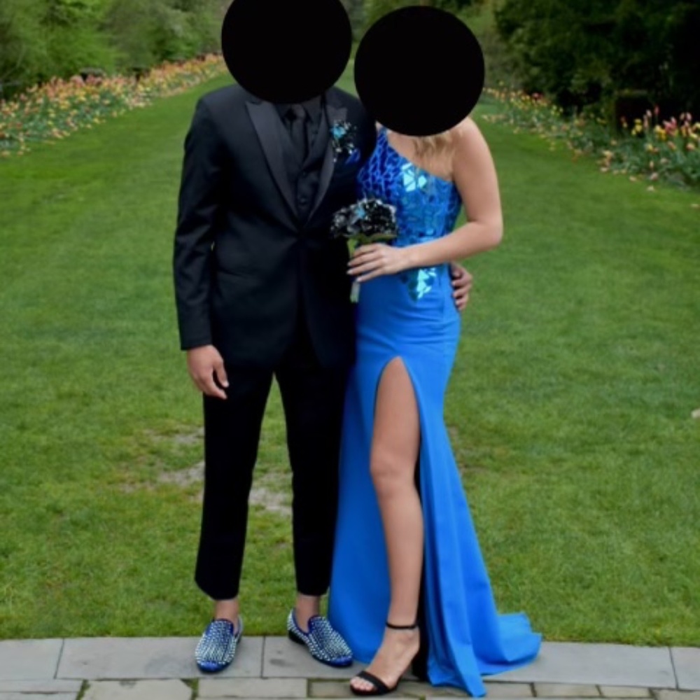 Sherri Hill prom dress